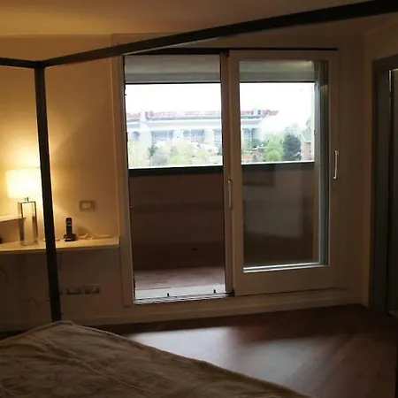 Dam's Crib Modern Loft Luxury Residential 米兰